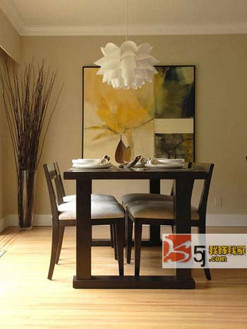 如何让暗色系的家具神采奕奕 (图文)