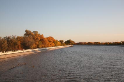 ��Զ�Ķ���ɣ�����ĺ����֣��ģ�