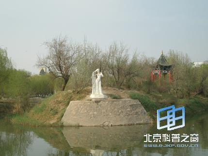 ������ϵ��֮���������㳡����ɽ��԰