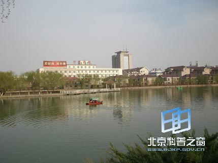 ������ϵ��֮���������㳡����ɽ��԰