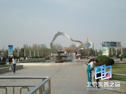 ������ϵ��֮���������㳡����ɽ��԰