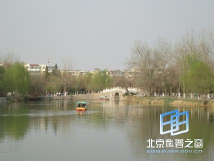 ������ϵ��֮���������㳡����ɽ��԰